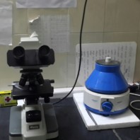 Microscope & Centrifuge